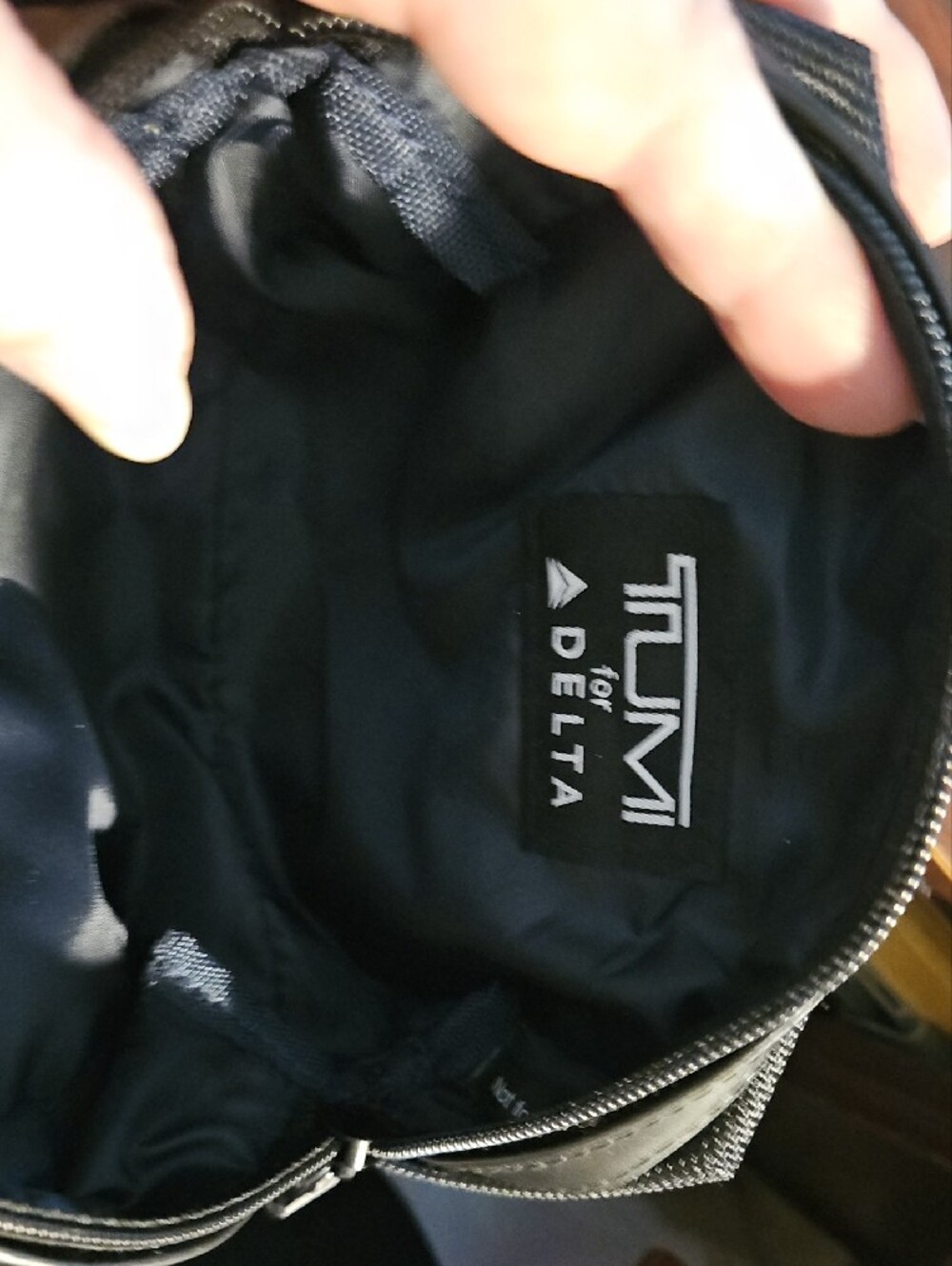 Tumi Black Men's Toiletry Kit - Picture 3 of 3